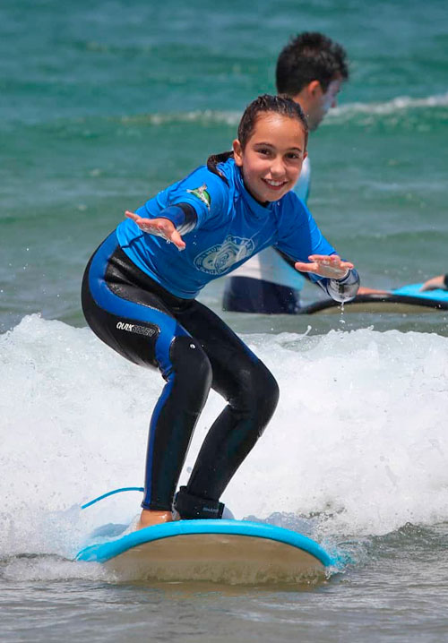 clases de surf para niños en pais vasco